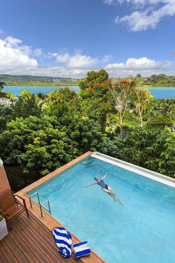 Poppy'S On The Lagoon Port Vila Exterior photo