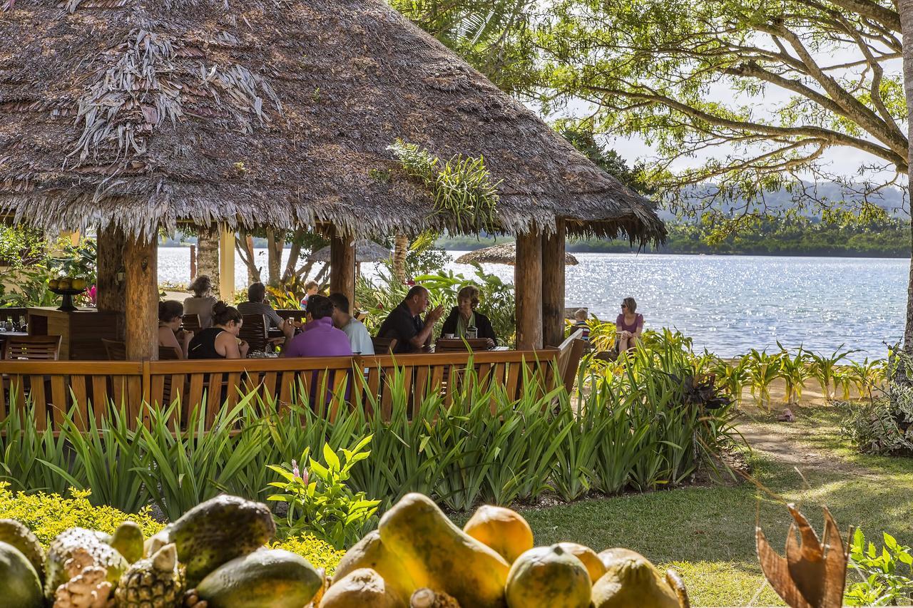 Poppy'S On The Lagoon Port Vila Exterior photo