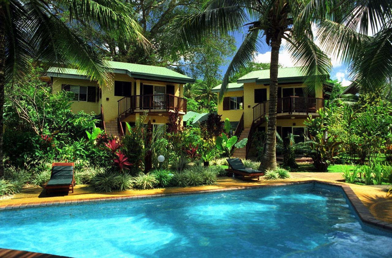 Poppy'S On The Lagoon Port Vila Exterior photo