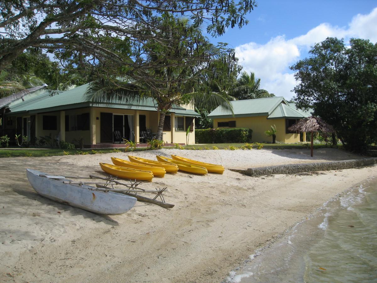 Poppy'S On The Lagoon Port Vila Exterior photo